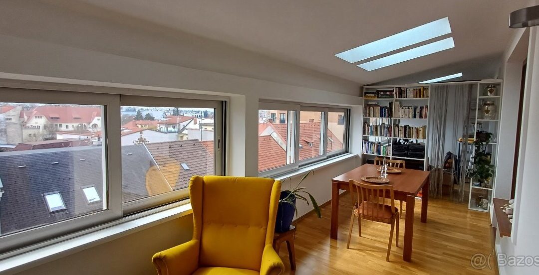 PREDAJ – 2izbový byt s terasou, centrum Piešťany