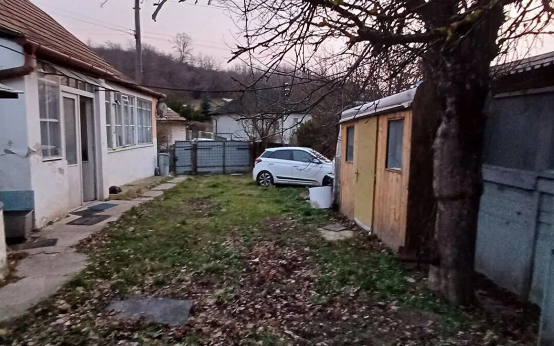 PRENÁJOM – 2izbový rodinný dom, Bajtava